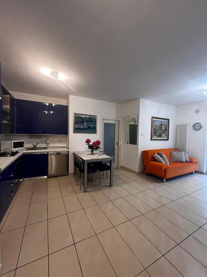 Apartamento Garden & Pool Perugini Torbole Sul Garda Exterior foto