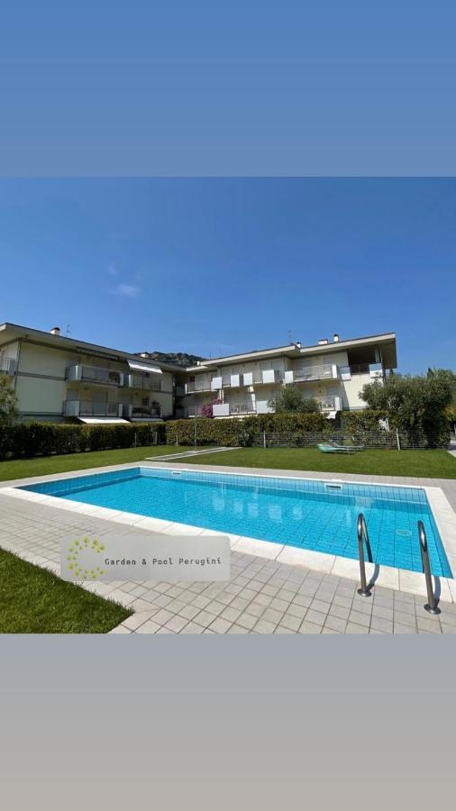 Apartamento Garden & Pool Perugini Torbole Sul Garda Exterior foto