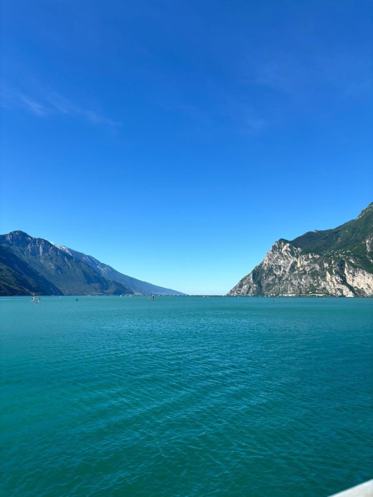 Apartamento Garden & Pool Perugini Torbole Sul Garda Exterior foto